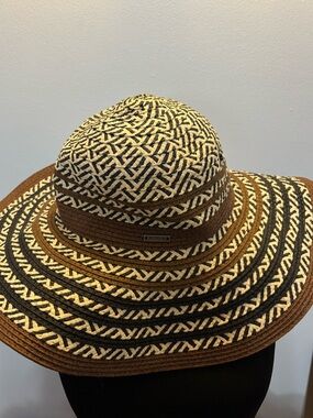 PrAna Two-Tone Woven Sun Hat in Brown, Black & Cream